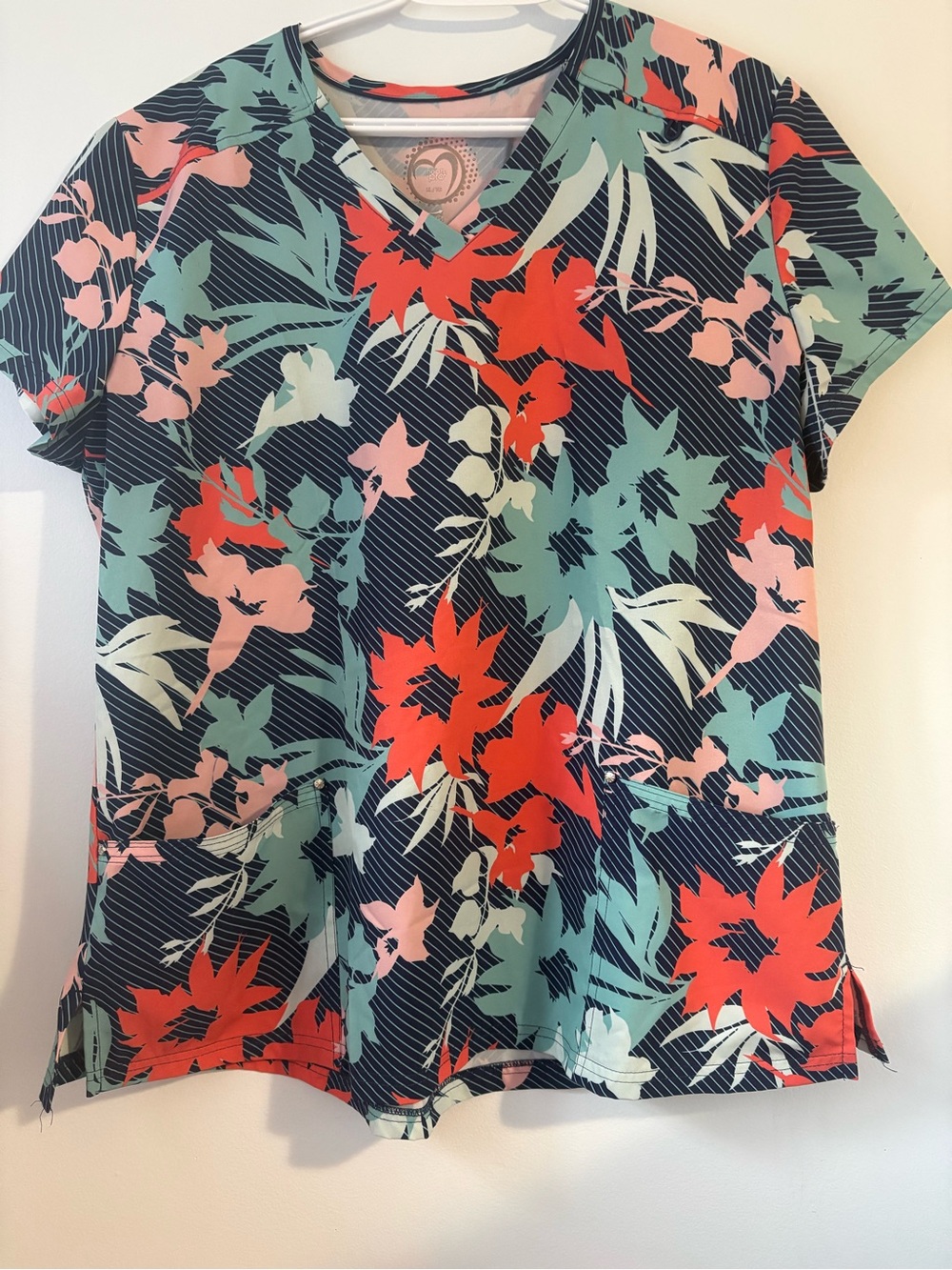 HealthPro Pattern Scrub Top